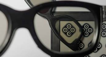 一張含有 配件, 眼鏡, 太陽眼鏡, 視力保健 的圖片
AI 產生的內容可能不正確。